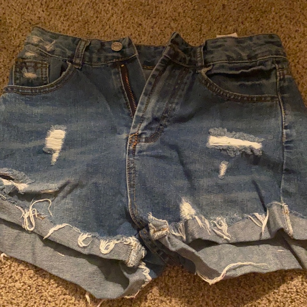 mom Jean shorts